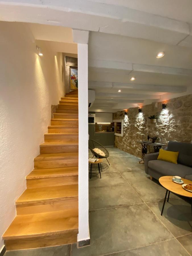 House Malena - Rooms Vis Exterior photo