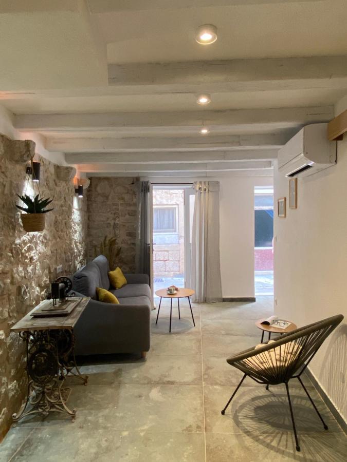 House Malena - Rooms Vis Exterior photo